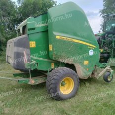   John Deere V 451M változókamrás bálázó (2021, késes típus)