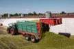 Farmtech MEGAFEX 2200 univerzális trágyaszóró pótkocsi