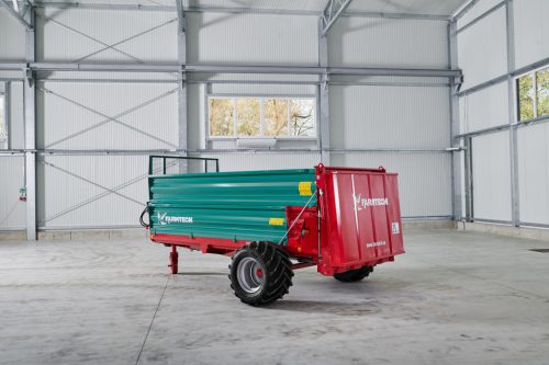 Farmtech MINIFEX 550 trágyaszóró pótkocsi